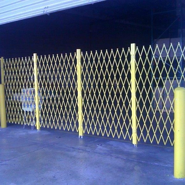 Shipping / Dock Doors Images Quantum Security Gates